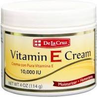 DLC CREMA DE VITAMINA E  4 OZ. PK3  /  UOM M72